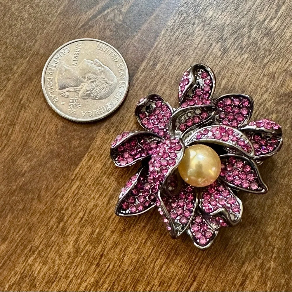 NWOT - Pink and Gold Lotus Blossom Brooch - Picture 11 of 11